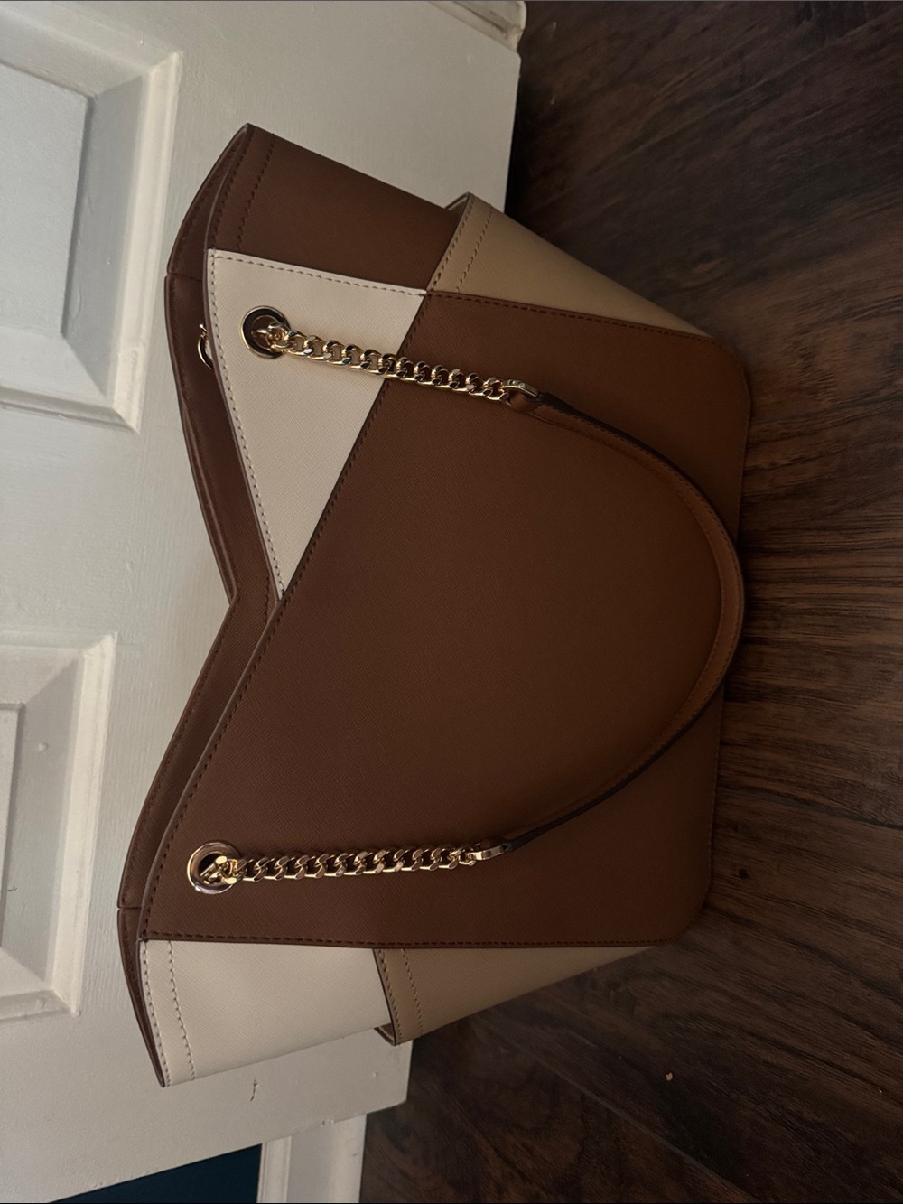 Michael Kors Brown and Cream Two-Tone Shoulder Bag with Gold Chain - Picture 4 of 5